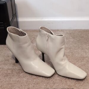 Cream Ankle Boots with Square Toe and Medium Height Heel
